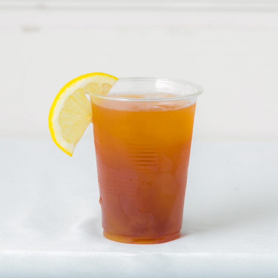 松山会場-14 matsuyama  
焼酎甲類をグラス1/3程度注ぐ
氷を2～3個入れる
PONグレープジュースを1/3程度注ぐ、
オレンジジュースで満たし、
レモンスライスを浮かべて出来上がり

 
焼酎：トライアングル
PONグレープジュース
オレンジジュース
レモンスライス

